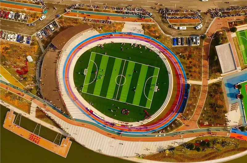 襄景人造草坪產(chǎn)品實(shí)例 廣昌縣濱江生態(tài)景觀帶建設(shè)工程